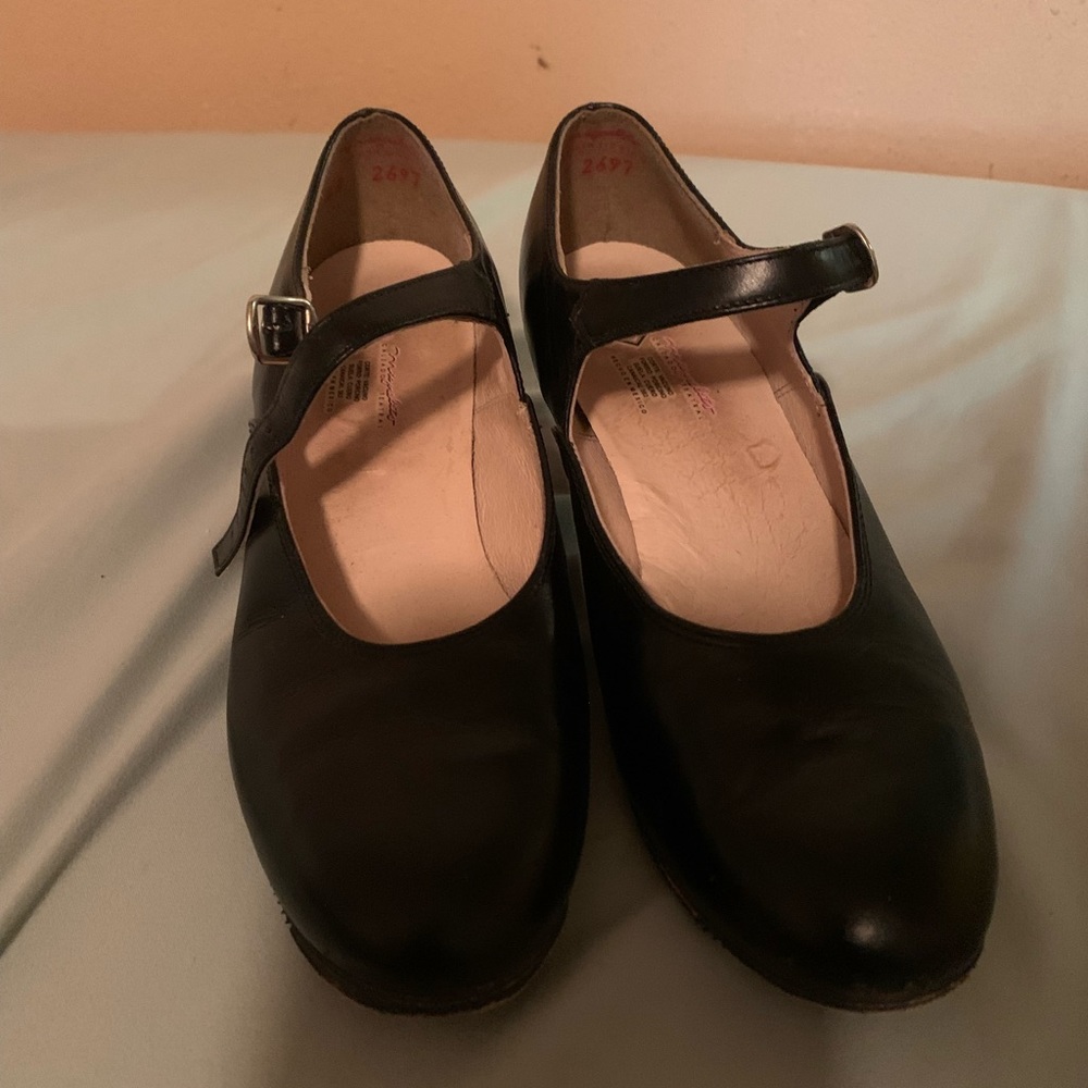 Black leather upper folklorico shoes only worn a handful of times.